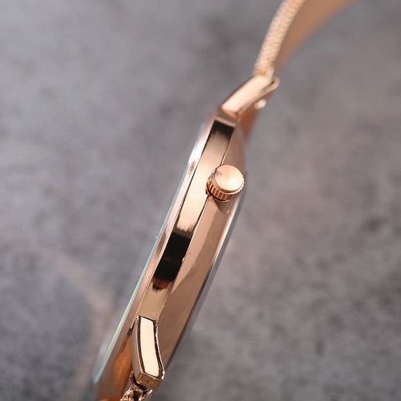 ๐๐ GIULIA Marble Face Watch - Picture 7 of 7